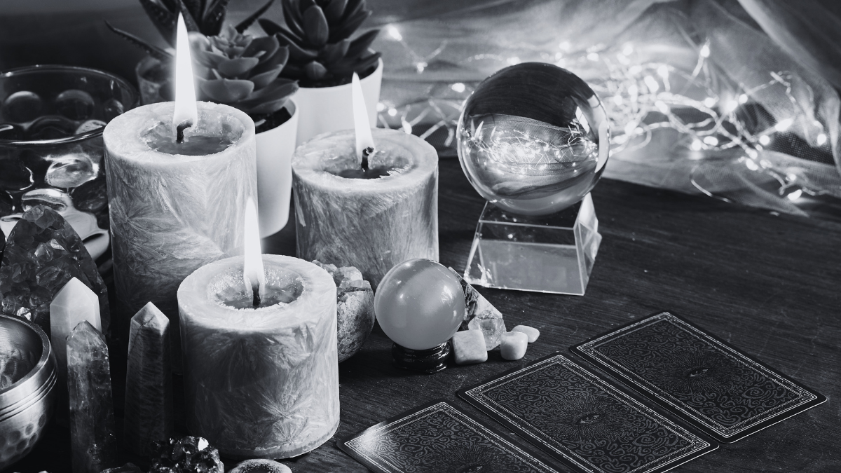 psychic reading table